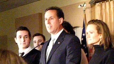 Rick Santorums closing speech in New Hampshire.AVI