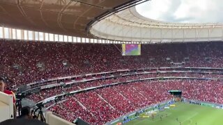 Torcida do Flamengo cantando para Jorge Jesus no Mané Garrincha - Botafogo x Flamengo - 08/05/2022