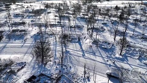 Couple helps facilitate Zoom meetings for neighbors who lost homes in Marshall Fire