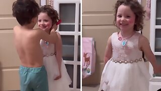 Kid Gives His Sister An Adorable Makeover