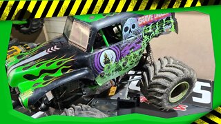 Losi LMT fixing and upgrading .... FULL VIDS coming up !!!!