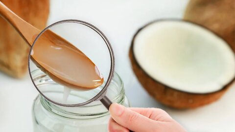The Secret Substance That Makes Coconut Oil So Powerful