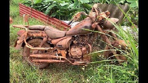 Restoration Old harley davision build - Restored dusty motocycle
