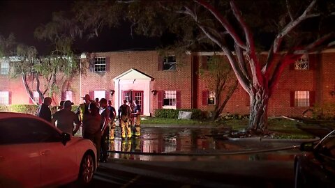 Firefighters battle fire at Bradenton apartment complex