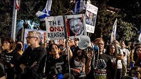 Thousands of Israelis Protest Outside Netanyahu’s House Demand His Resignation