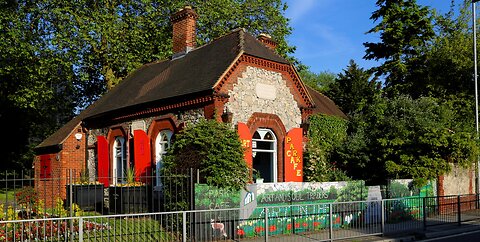 Arts Lodge Humble Beginnings 2003