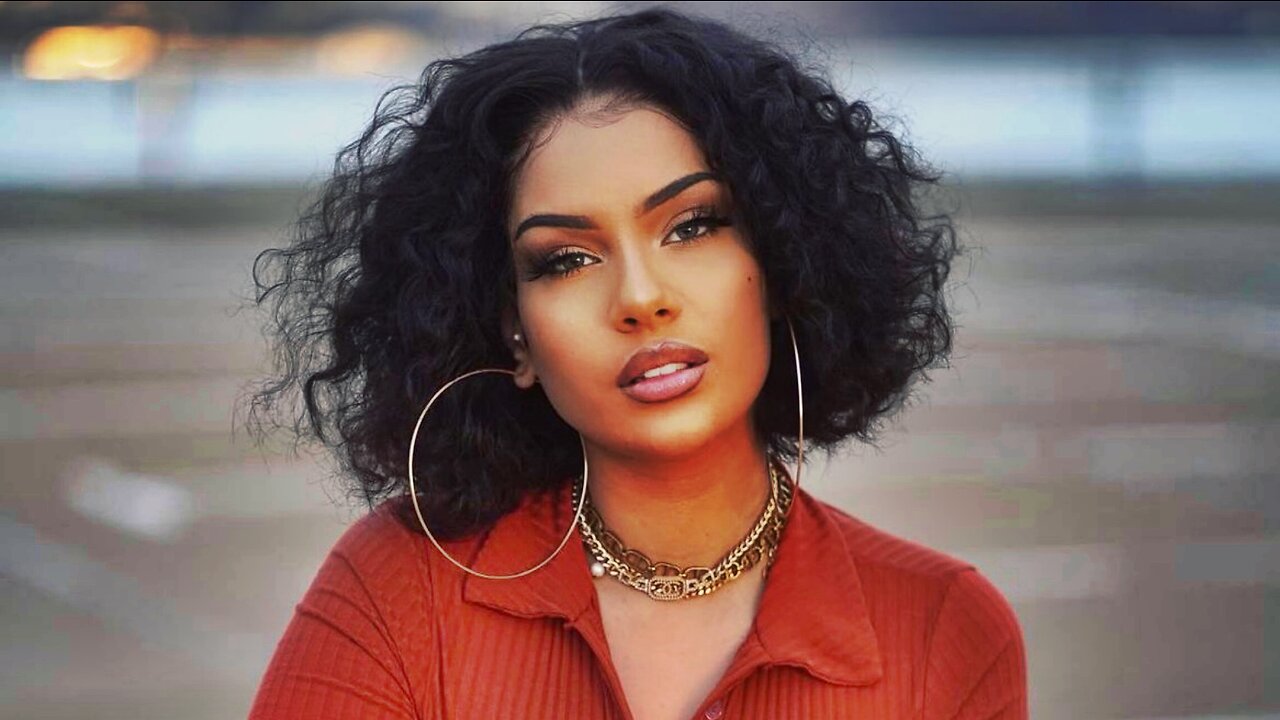 How attractive is Amirah Dyme | complete facial analysis of the most