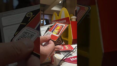 Apertura de sobres #PokemonGO Combate Express en el After Party de McDonald’s #PokeStgo 15.10.2023