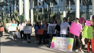 Animal supporters rally ahead of city council meeting