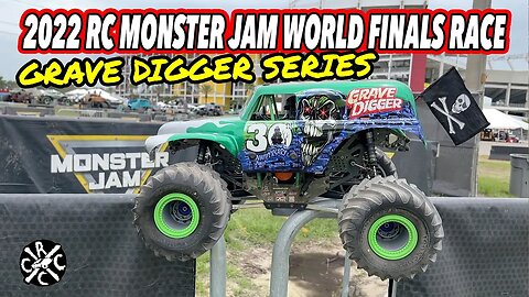 Monster Jam RC World Finals Racing - Grave Digger 40th Anniversary RC Race