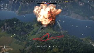 Shooting down a plane while not having a tail... (War Thunder)