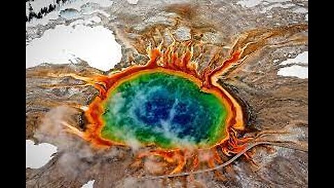 Tucker Carlson Warns A 100ft Wide Fissure-Crack JUST Opened The Yellowstone Volcano