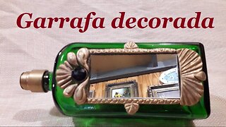 GARRAFA DECORADA COM ESPELHO E MASSA DE BISCUIT @lucibuzo ​