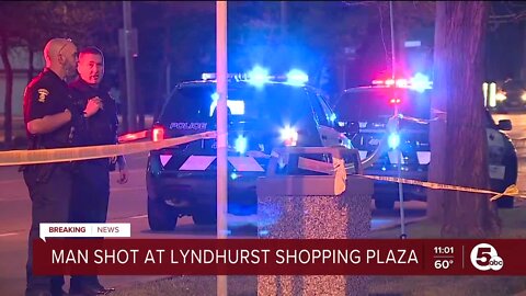 Man shot at Lyndhurst shopping plaza