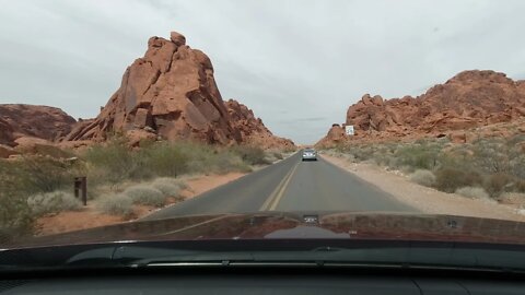 BREATHTAKING SENIC DRIVE THROUGH VALLEY OF FIRE