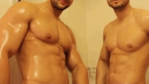 how Muscle Men SHOWER 💦