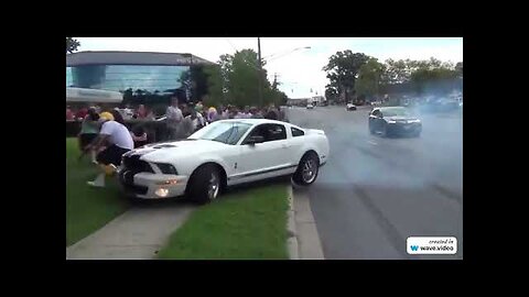 Mustang crash compilation [MUST WATCH]