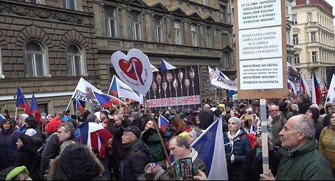 Prague - Protesters rally over energy crisis, against arms shipments to Ukraine - 17.11.2022