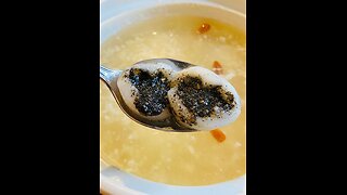 Chinese Black Sesame Stuffed Rice Dumplings 黑芝麻汤圆