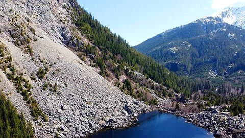 18km Hike to an Entire Mountain that BROKE OFF! Spire Lake, Vancouver Island, Canada