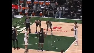 Giannis Antetokounmpo fail his second free throw