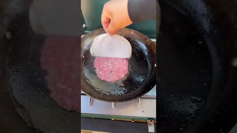 Easy and delicious smash burger