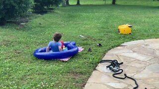 Grant splashing in pool