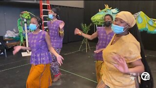 Detroit Mosaic Youth Theatre gets ready to take the show on the road