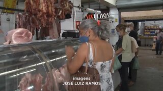 Comércio no Mercado Municipal em Gov. Valadares a todo vapor com a chegada do Natal