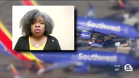 Southwest flight attendant isn't surprised by nationwide flight cancellations