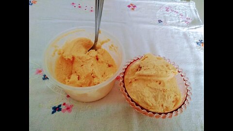 PUMPKIN ICE CREAM WITH COCONUT