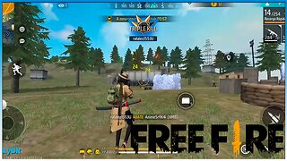 Jogando Free Fire