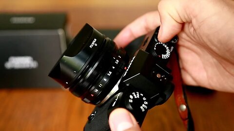 Fuji XF 18mm f/2 lens review with samples