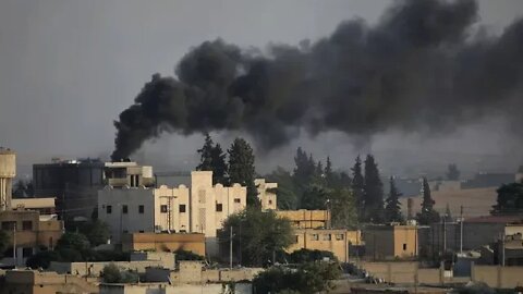 Ataque aéreo atinge carros que transportavam civis na Síria e deixa 10 mortos