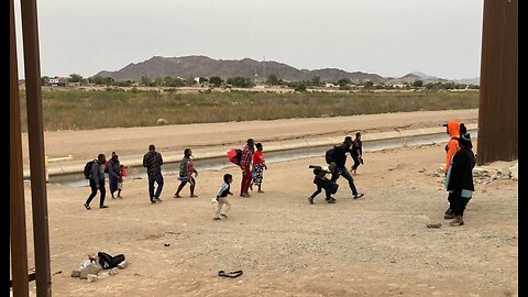 Photos of Illegal Immigrant Lines at Tucson Airport Leave People Confused and Angry