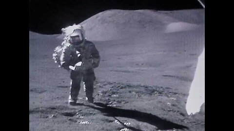 Astronauts tripping on the surface of the Moon HD