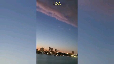 UAP spotted over beach city in the US 02/18/2024!!!