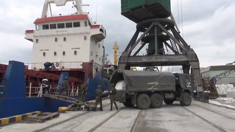 Russian Troops Deliver Humanitarian Aid To The Crew Of The Turkish shop In Kherson Port Pt.2