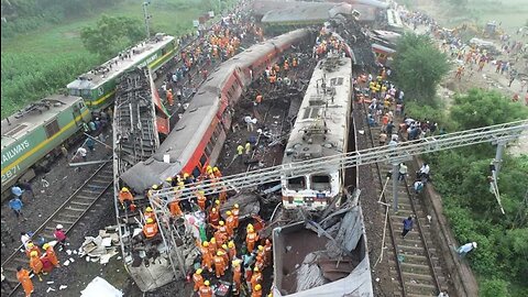 Choque de trenes en India deja centenares de muertos y heridos