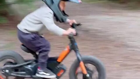 Little Kid Does Epic Burnouts On Mini Motorcycle