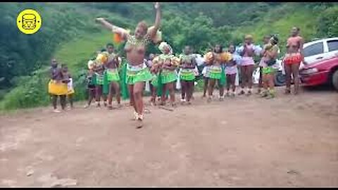 african girls dancing