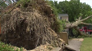 Thousands still without power after Wednesday's storm