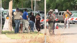 14 students, 1 teacher dead in shooting at Texas elementary school