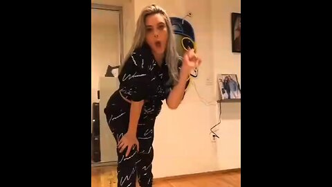 Epid Twerkin Fail 🤯 Don’t worry she’s alive #twerkingfail