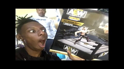 Unboxing AEW Wrestling Ring