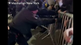 Pro-Palestinian protesters attempted to break barrier at The Rockefeller Christmas Tree Lighting