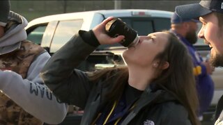 Alcohol to be sold after the seventh inning at Brewers games