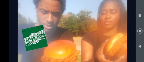 WINGSTOP LEMON PEPPER CHICKEN SANDWICH BROTHER AND SISTER EDITION MUKBANG 💪🏾💯💯