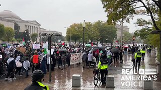 Hundreds of pro Hamas / Palestinian protesters marching to the White House as we speak.