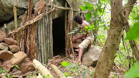 Amazing Build Shelter Underground Stone To Avoid Wildlife In The Forest